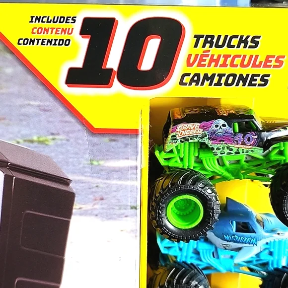 Monster Jam Pit Party & Go New In Box With 10 Trucks And Carrying Case On Wheels - Picture 6 of 12